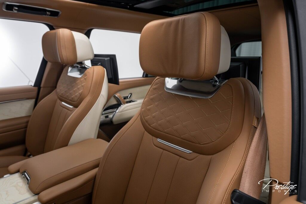 2023 Land Rover Range Rover SV North Miami Beach FL