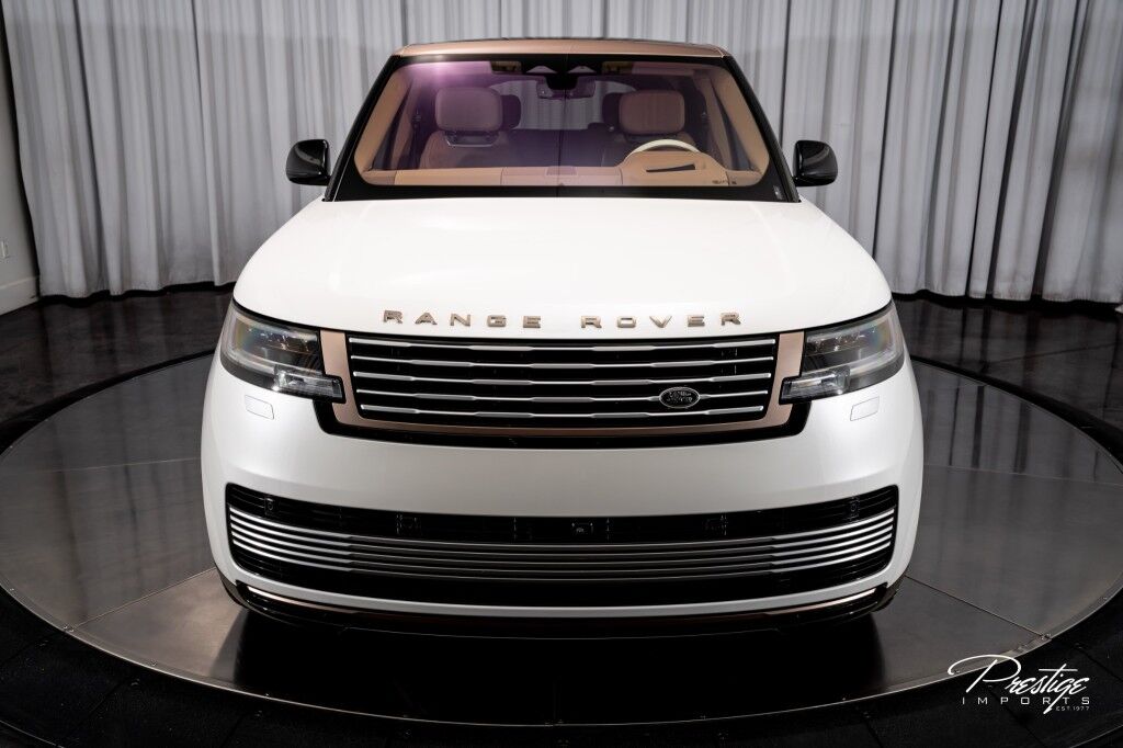2023 Land Rover Range Rover SV