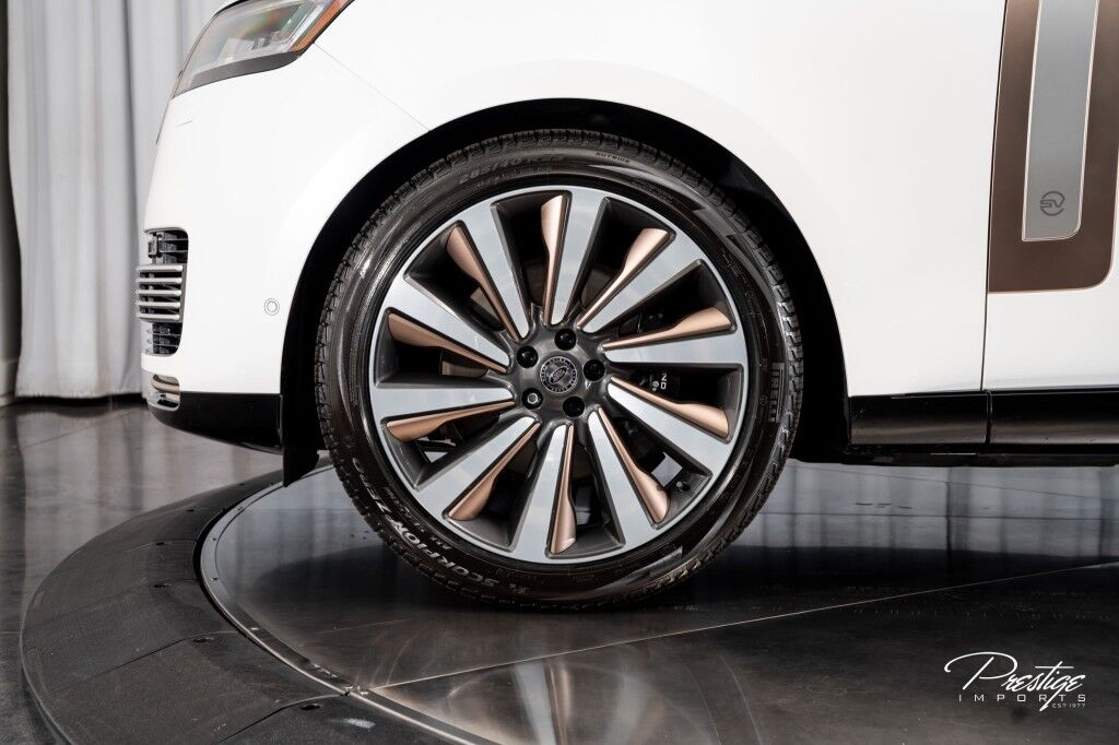 2023 Land Rover Range Rover SV North Miami Beach FL