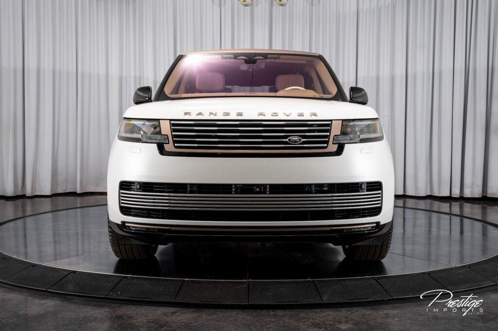 2023 Land Rover Range Rover SV