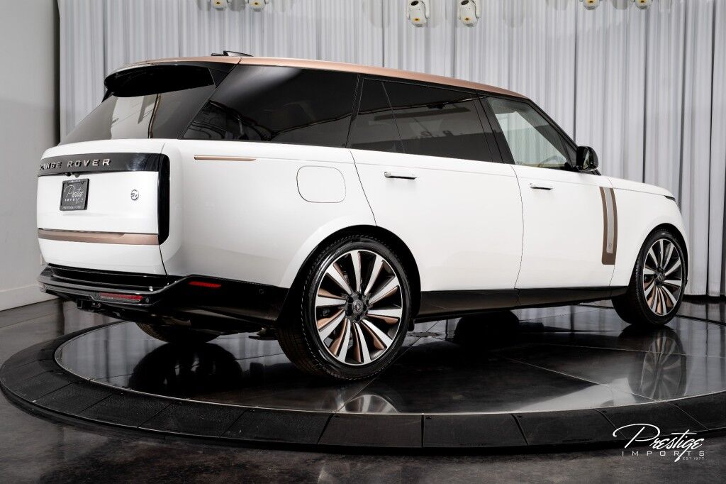 2023 Land Rover Range Rover SV North Miami Beach FL