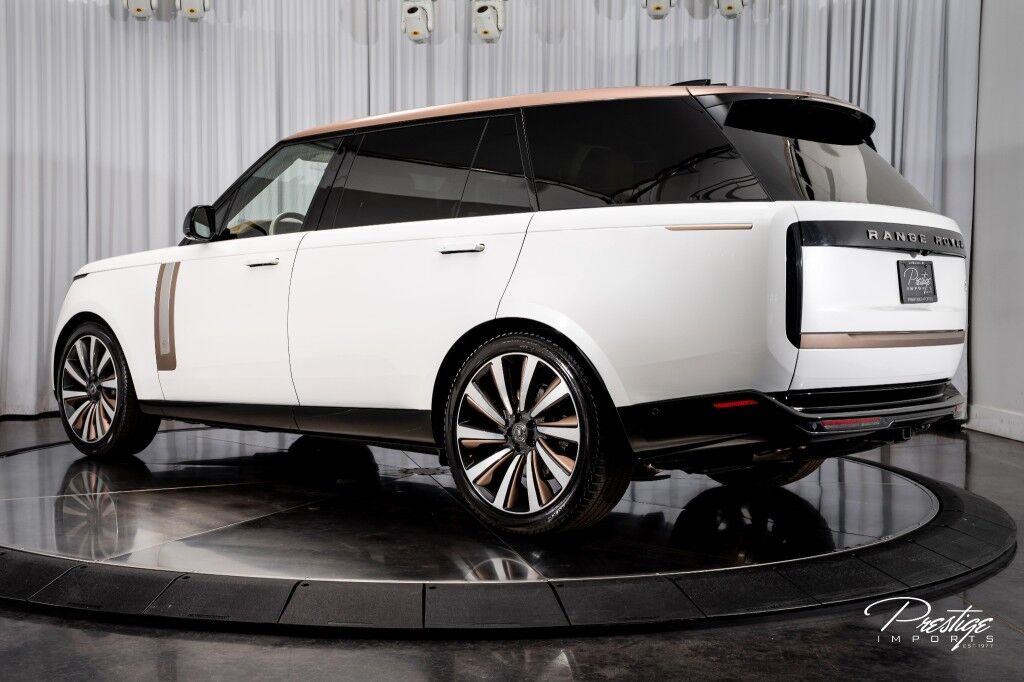 2023 Land Rover Range Rover SV North Miami Beach FL