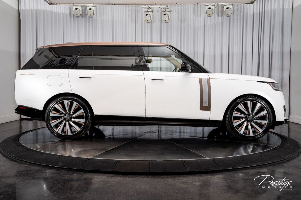 2023 Land Rover Range Rover SV North Miami Beach FL