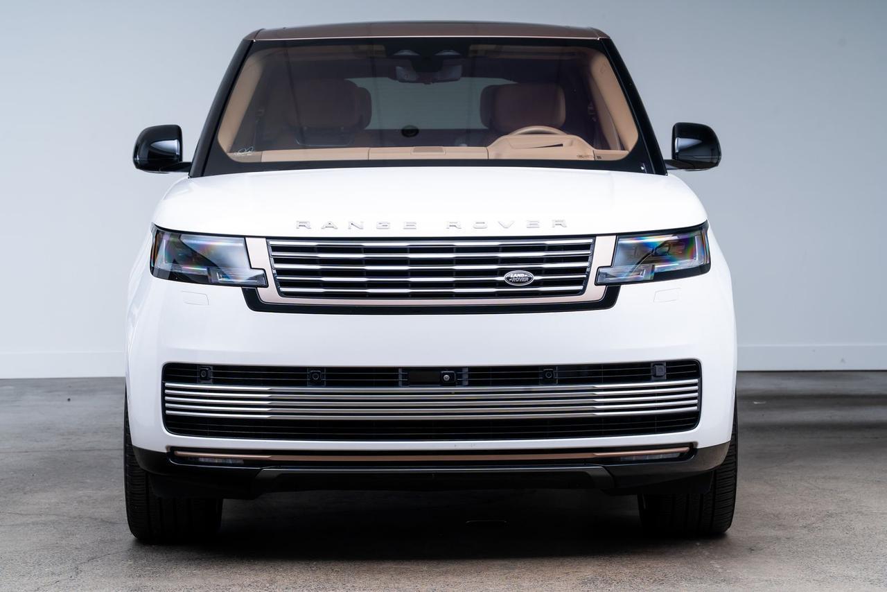 2023 Land Rover Range Rover SV Satin White Ceramic Finisher with Embossed Mosaic Portland OR