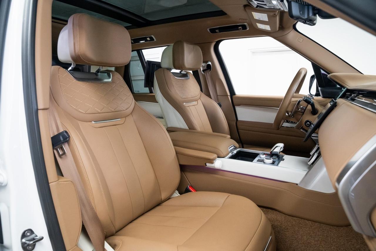 2023 Land Rover Range Rover SV Satin White Ceramic Finisher with Embossed Mosaic Portland OR