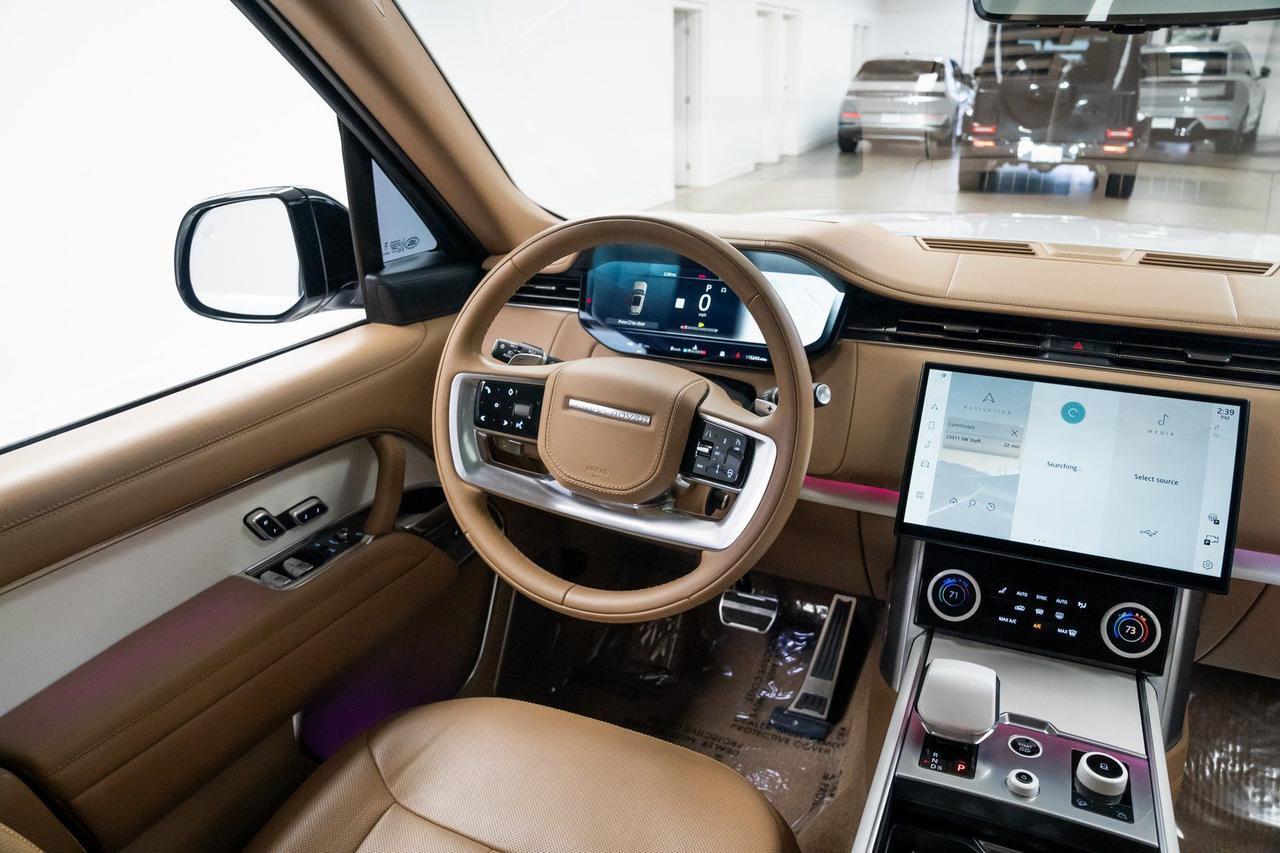 2023 Land Rover Range Rover SV Satin White Ceramic Finisher with Embossed Mosaic Portland OR