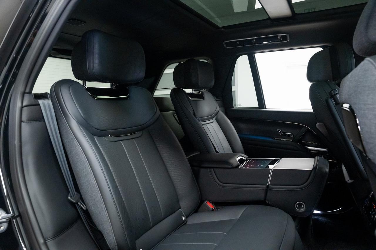 2023 Land Rover Range Rover SV Vented Seats Adaptive Suspension Moonroof Portland OR