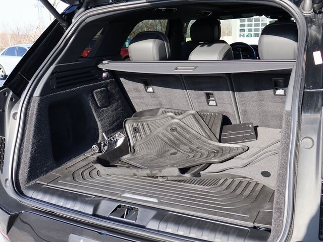 2023 Land Rover Range Rover Sport SE Dynamic Oshkosh WI