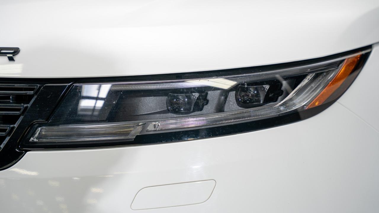 2023 Land Rover Range Rover Sport SE Dynamic w/ Hot & Cold Climate, Upgraded Interior Packages Franklin TN