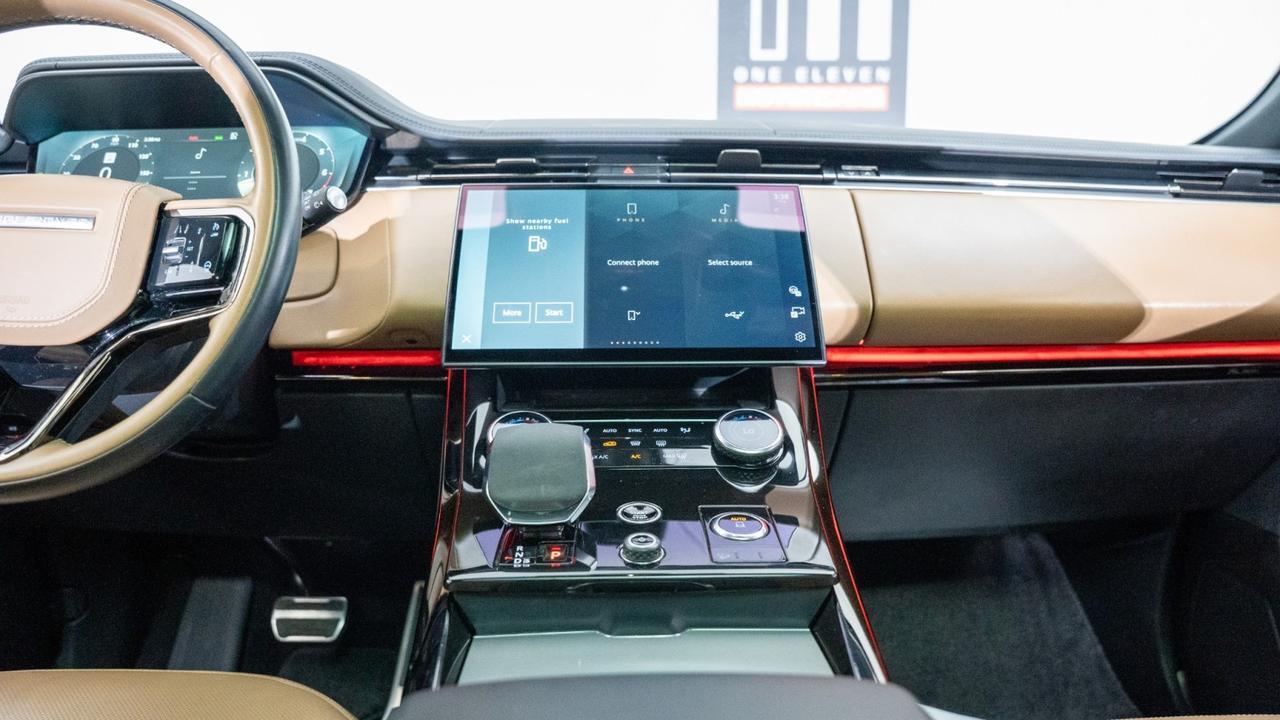 2023 Land Rover Range Rover Sport SE Dynamic w/ Hot & Cold Climate, Upgraded Interior Packages Franklin TN