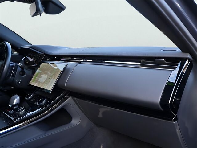 2023 Land Rover Range Rover Sport SE Oshkosh WI