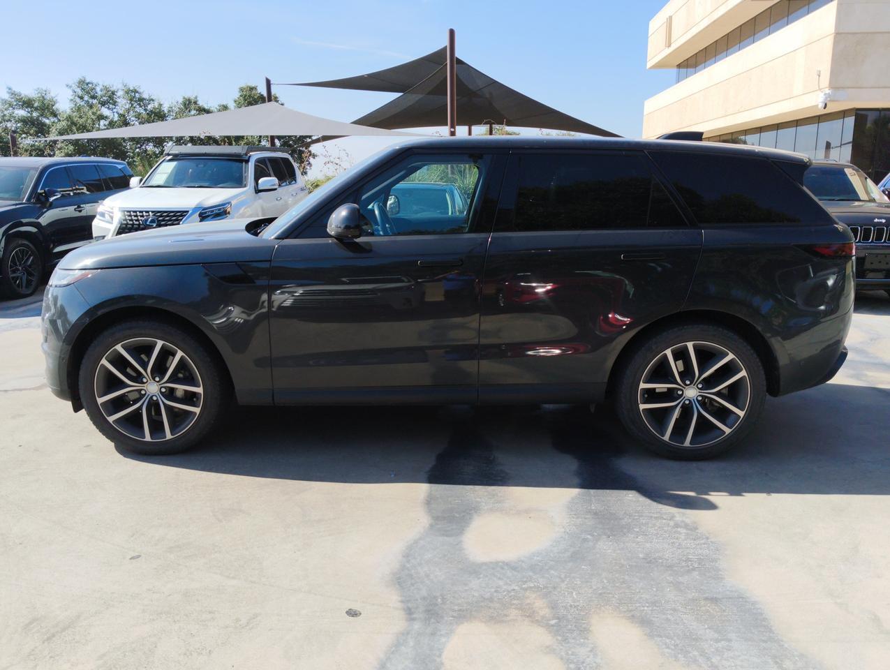 2023 Land Rover Range Rover Sport SE