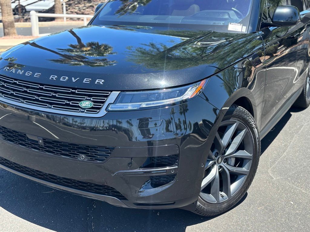 2023 Land Rover Range Rover Sport SE