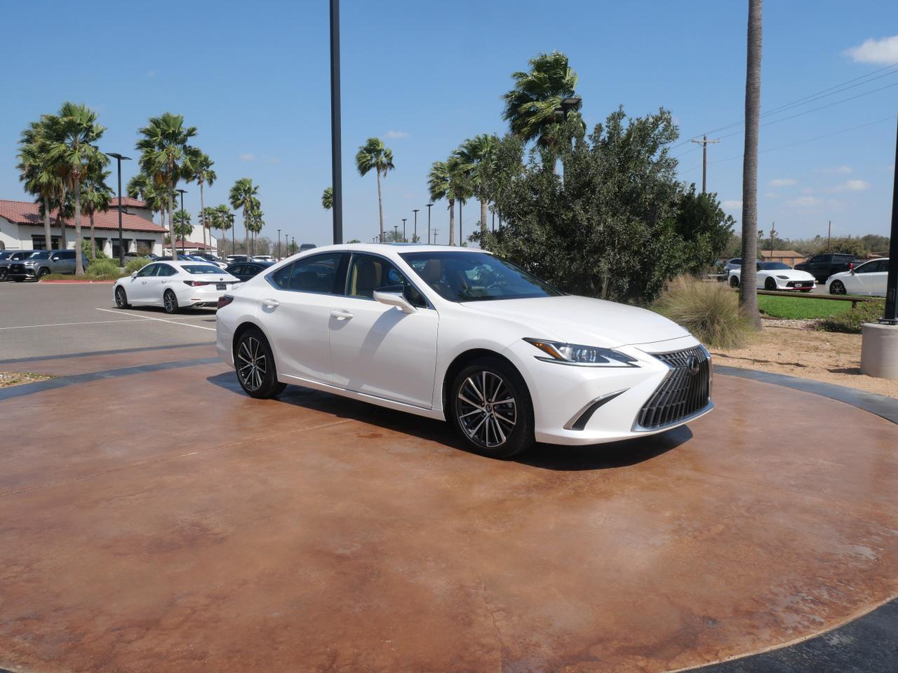 2023 Lexus ES 250