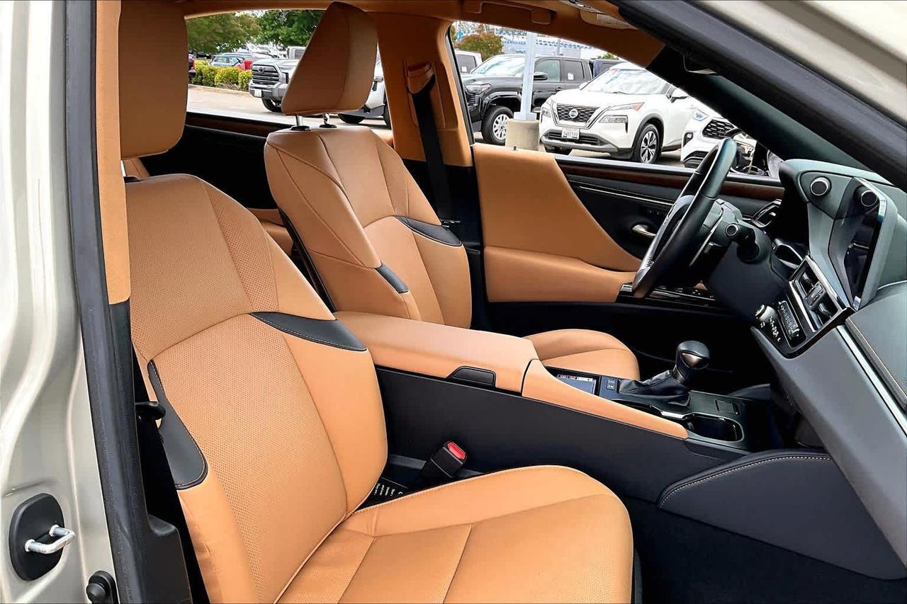 2023 Lexus ES 300h Folsom CA