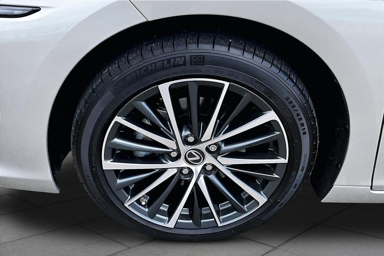 2023 Lexus ES 300h Folsom CA