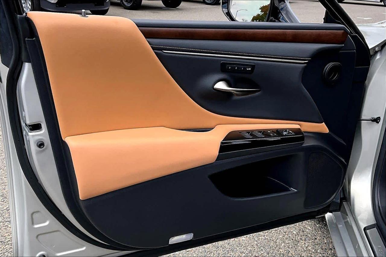 2023 Lexus ES 300h Folsom CA