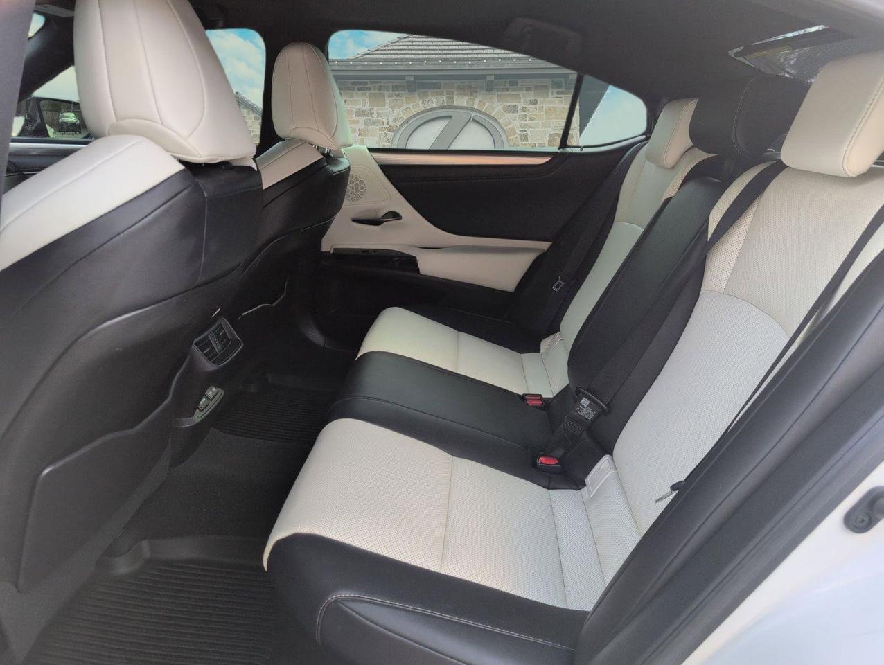 2023 Lexus ES 300h F SPORT Handling San Antonio TX