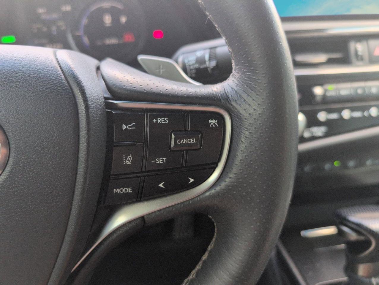 2023 Lexus ES 300h F SPORT Handling San Antonio TX