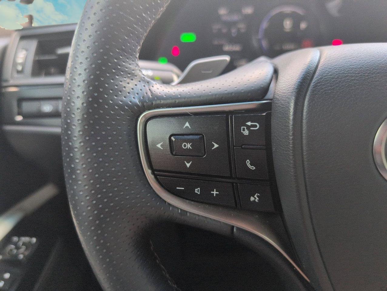 2023 Lexus ES 300h F SPORT Handling San Antonio TX