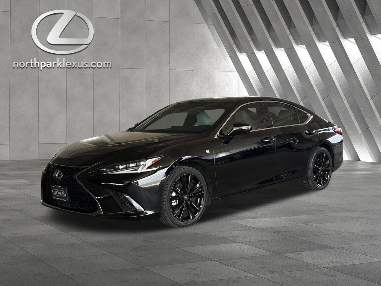 2023 Lexus ES 300h F SPORT Handling