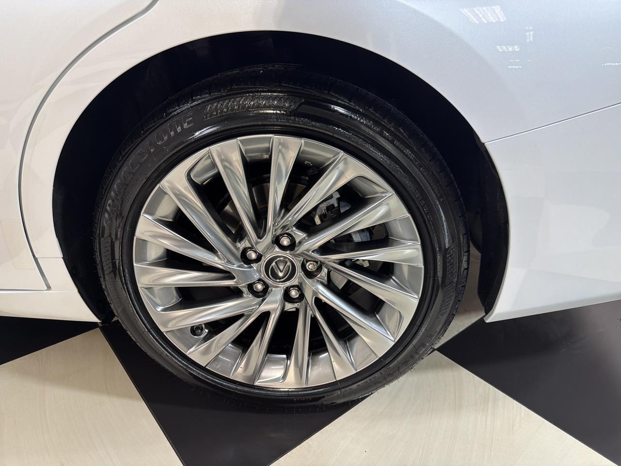 2023 Lexus ES 300h Luxury Annapolis MD