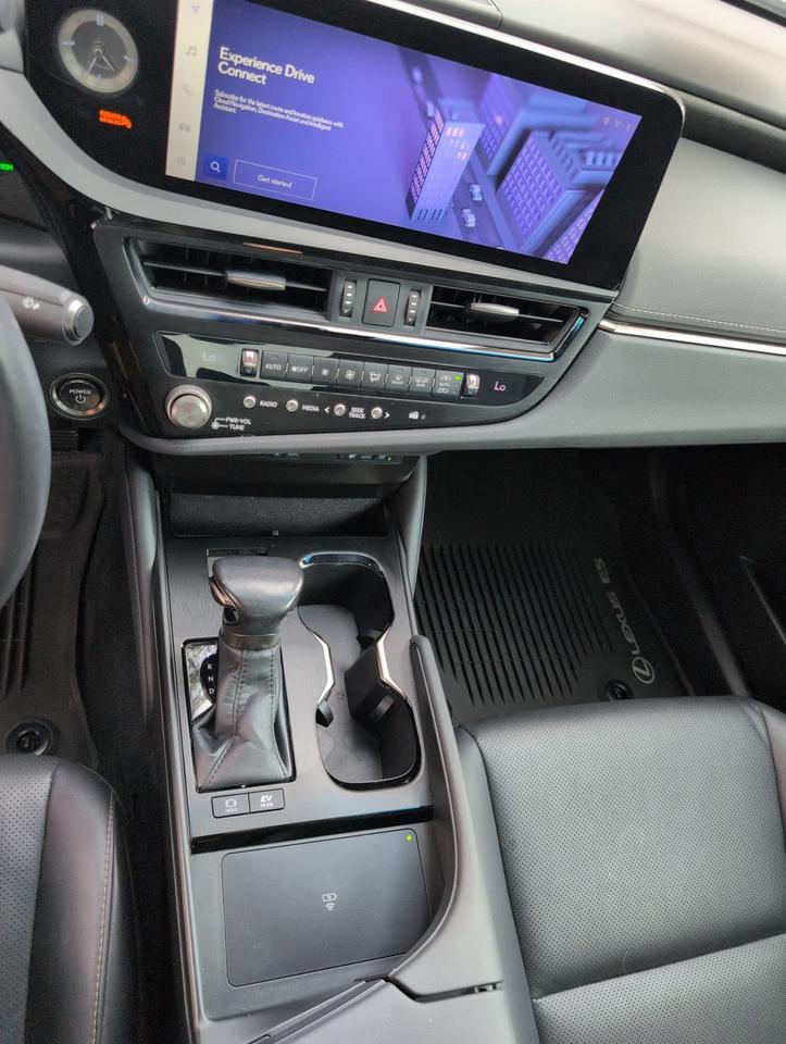 2023 Lexus ES 300h San Antonio TX
