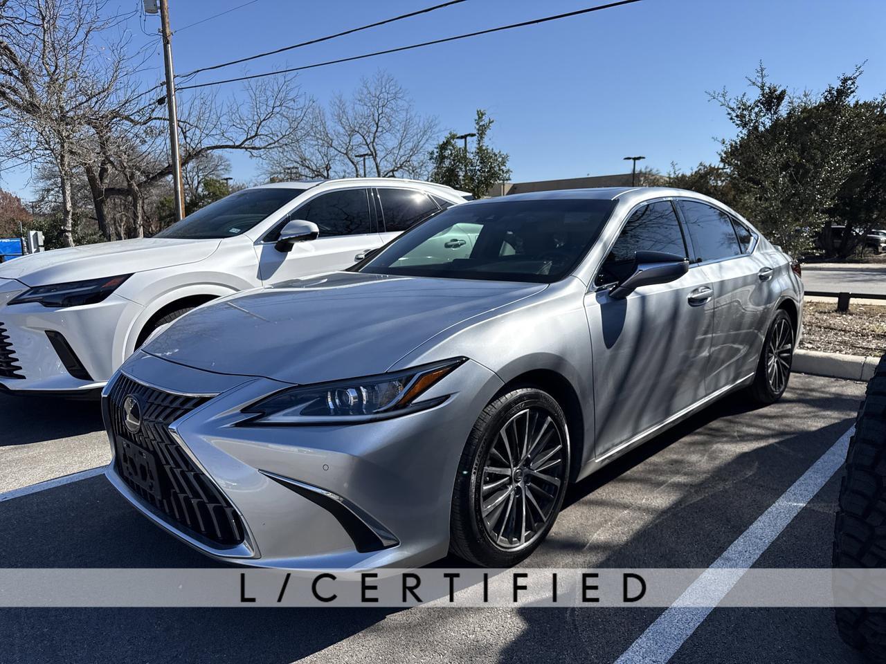 2023 Lexus ES 300h