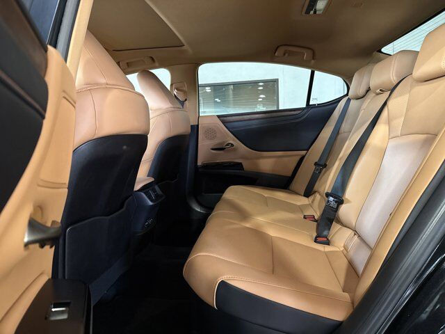 2023 Lexus ES 300h San Antonio TX