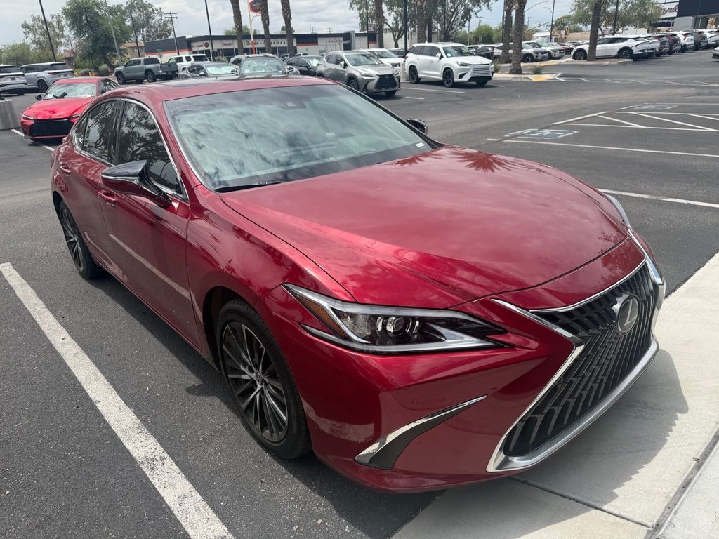 2023 Lexus ES 300h