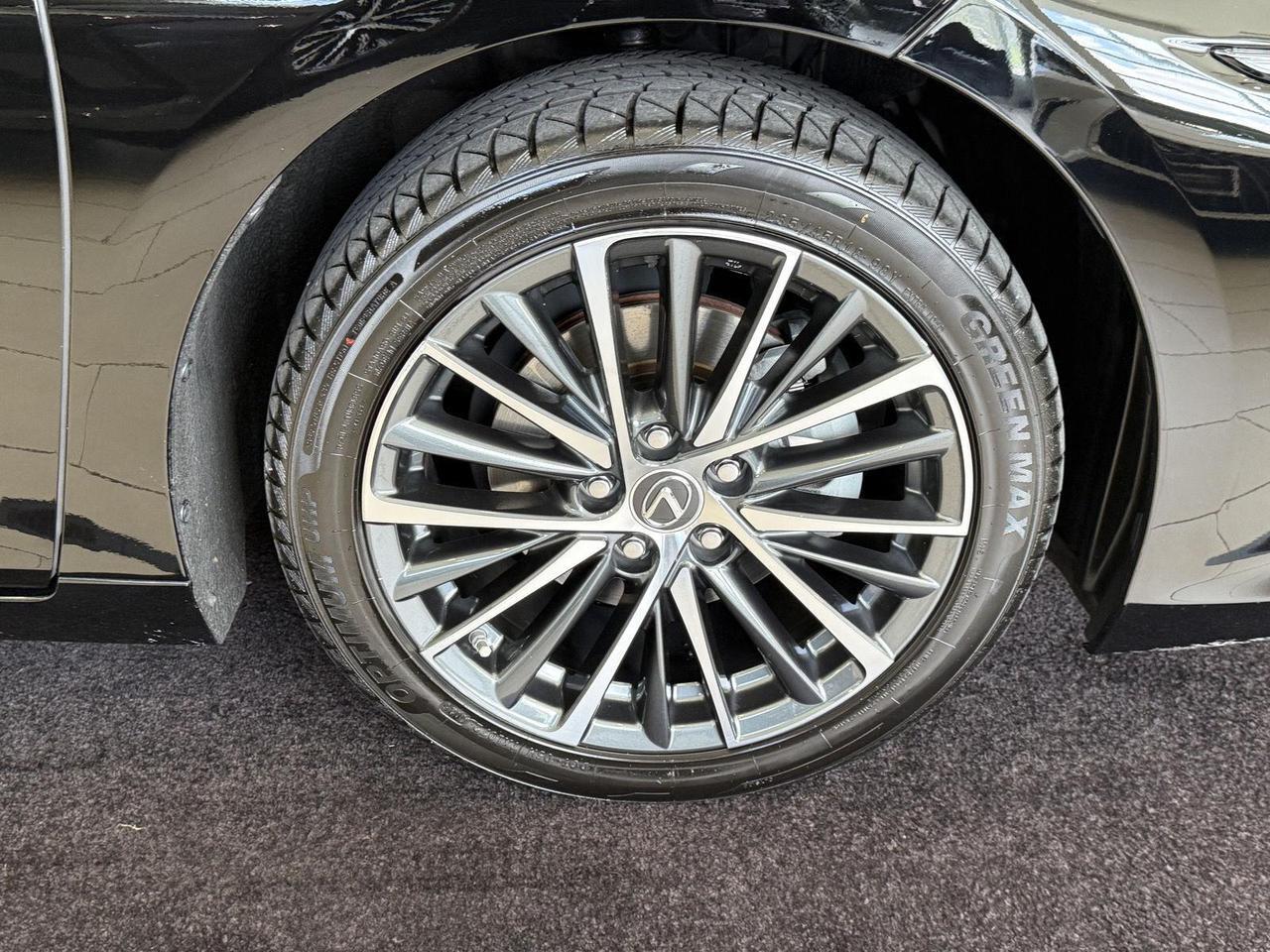2023 Lexus ES 300h Annapolis MD