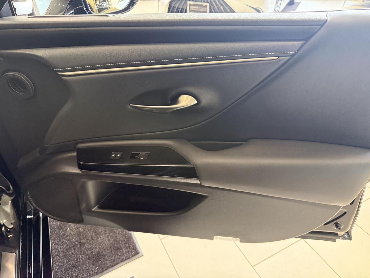 2023 Lexus ES 300h Annapolis MD