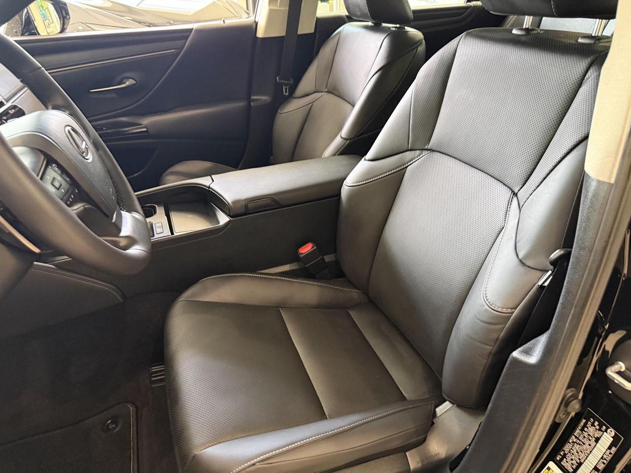 2023 Lexus ES 300h Annapolis MD