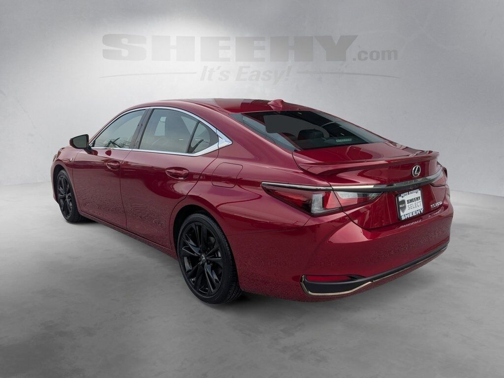 2023 Lexus ES 300h