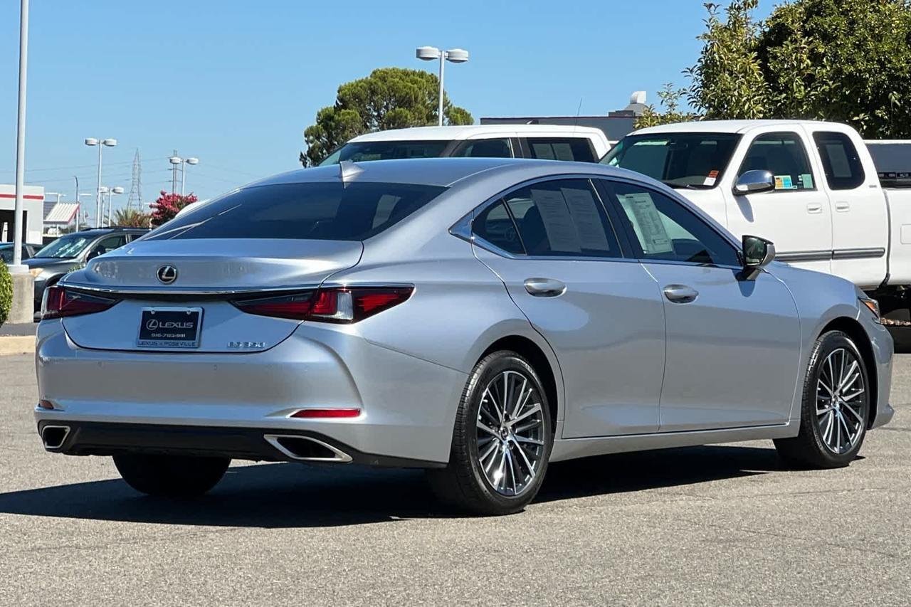 2023 Lexus ES 350