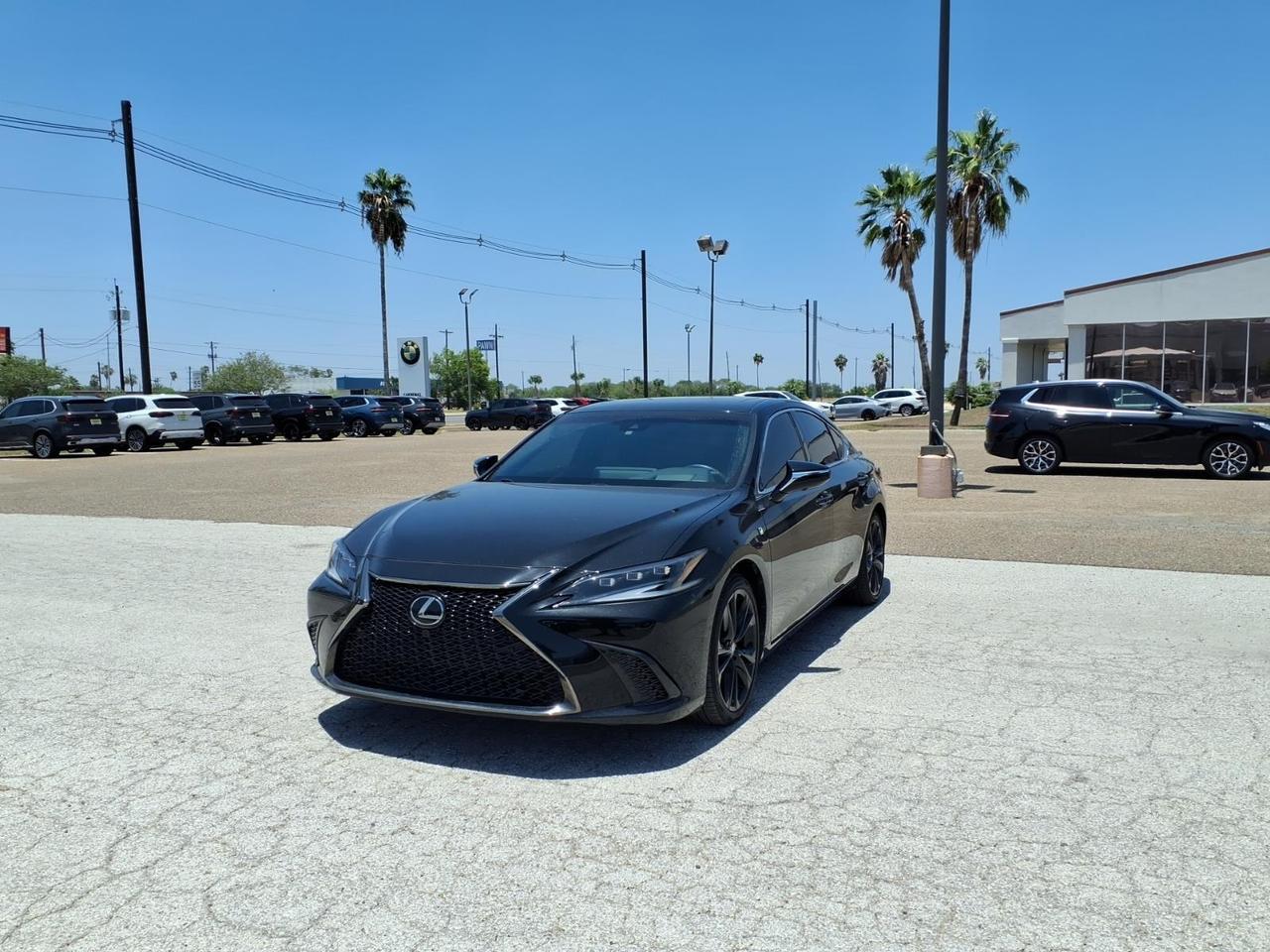 2023 Lexus ES 350 F SPORT Handling