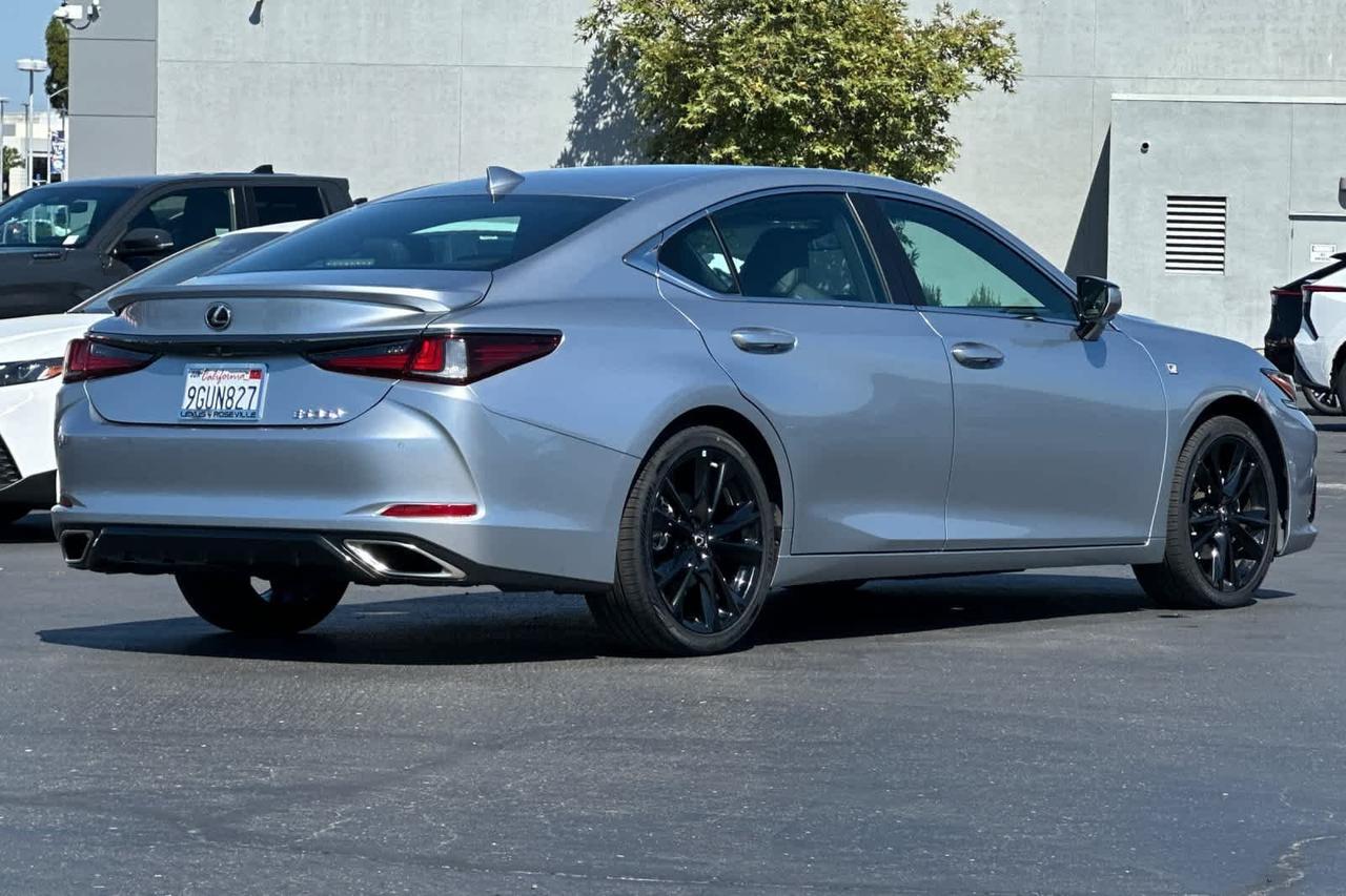 2023 Lexus ES 350 F SPORT Handling