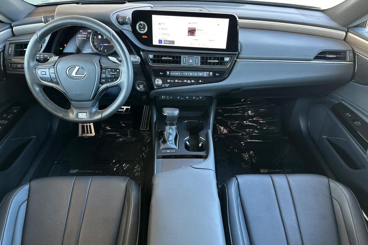 2023 Lexus ES 350 F SPORT Handling