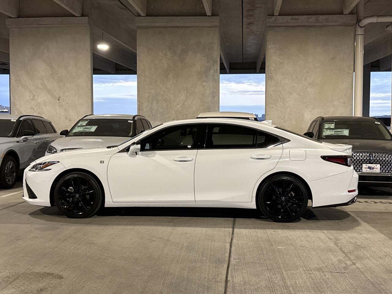 2023 Lexus ES 350 F SPORT Handling