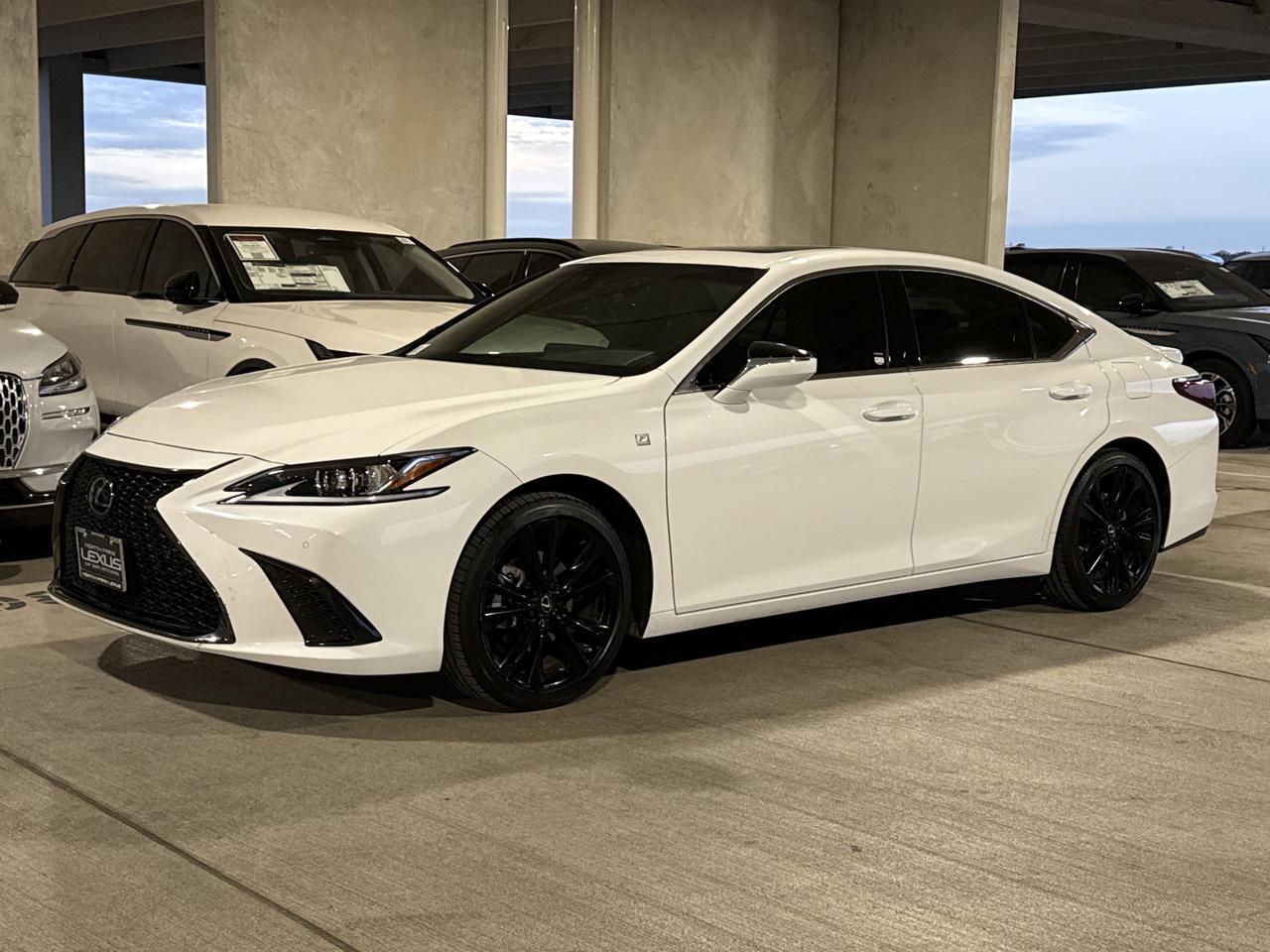 2023 Lexus ES 350 F SPORT Handling