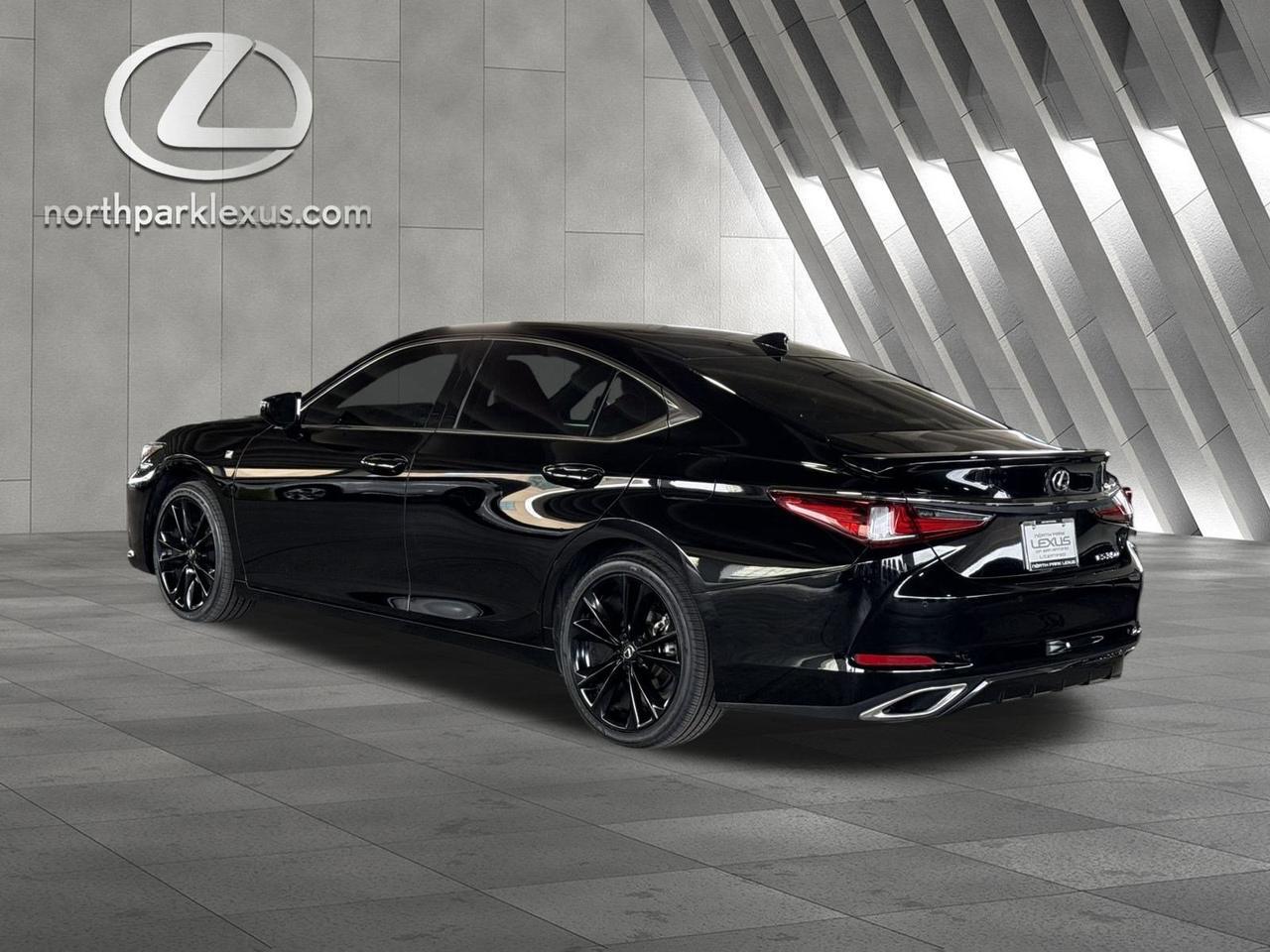 2023 Lexus ES 350 F SPORT Handling