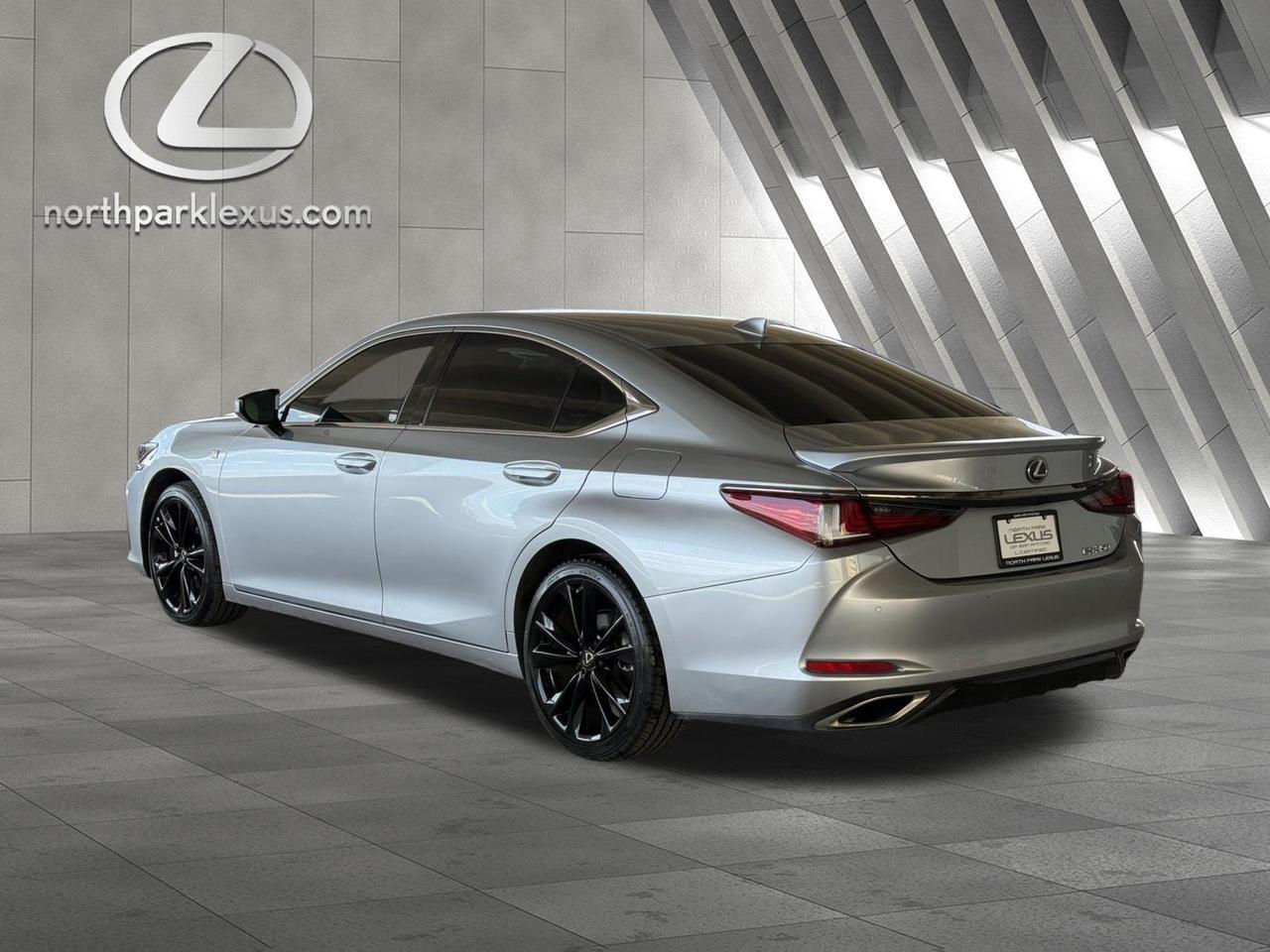 2023 Lexus ES 350 F SPORT Handling