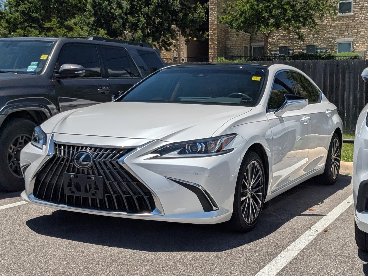 2023 Lexus ES 350