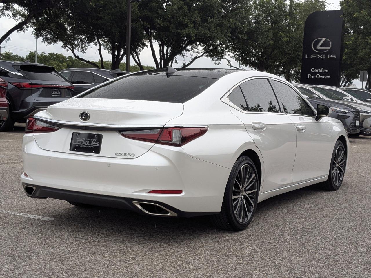 2023 Lexus ES 350