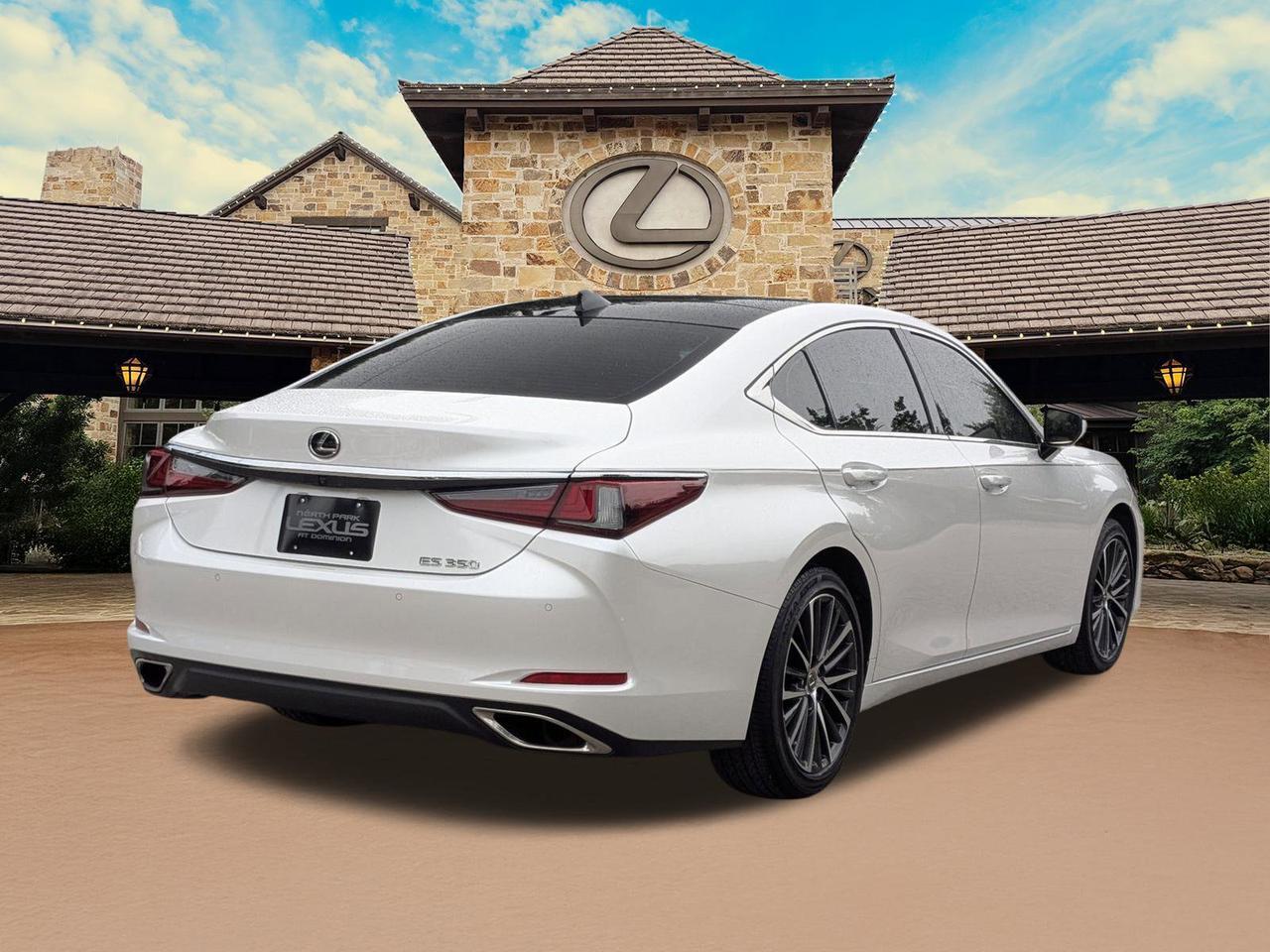 2023 Lexus ES 350