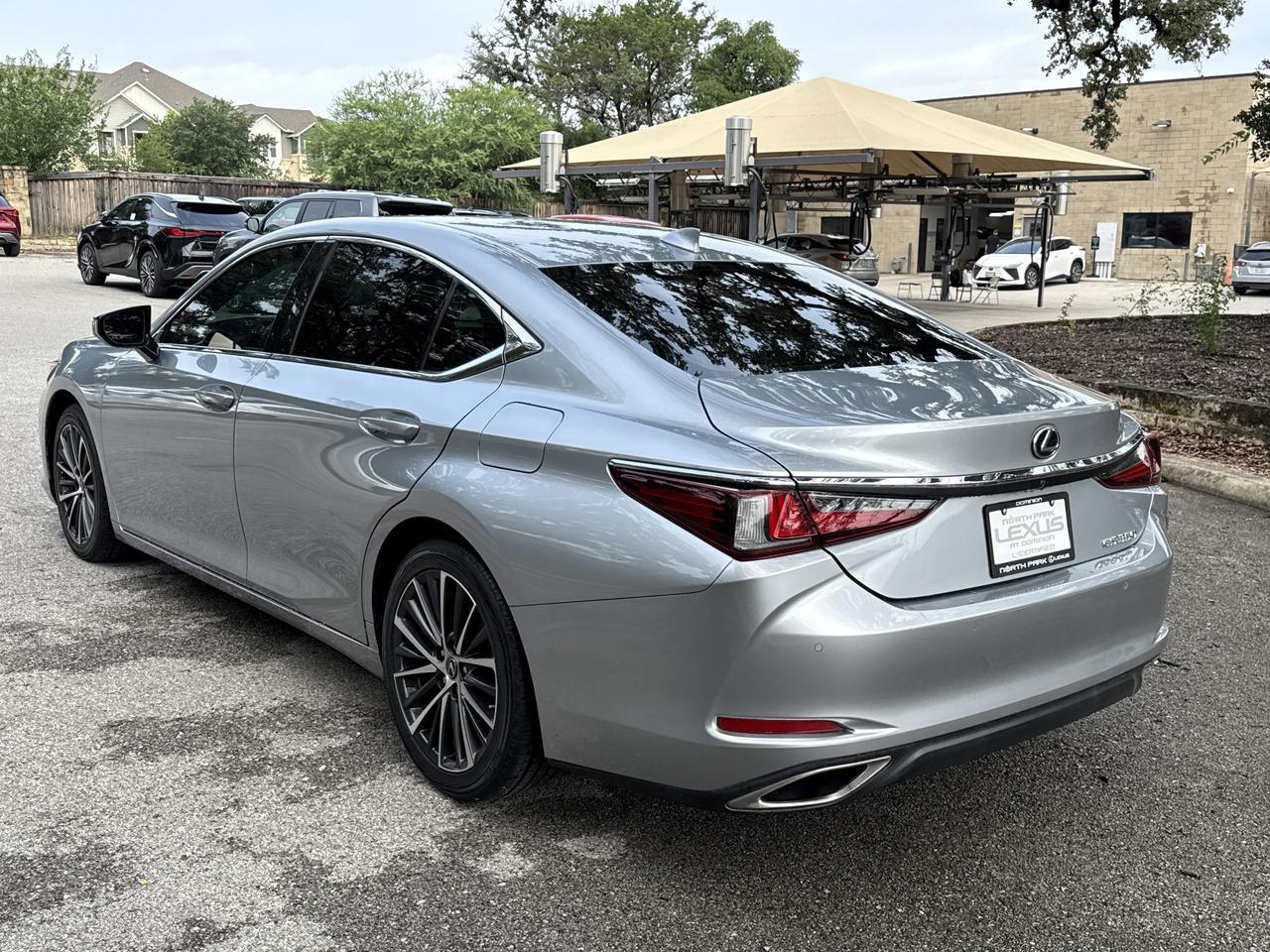 2023 Lexus ES 350