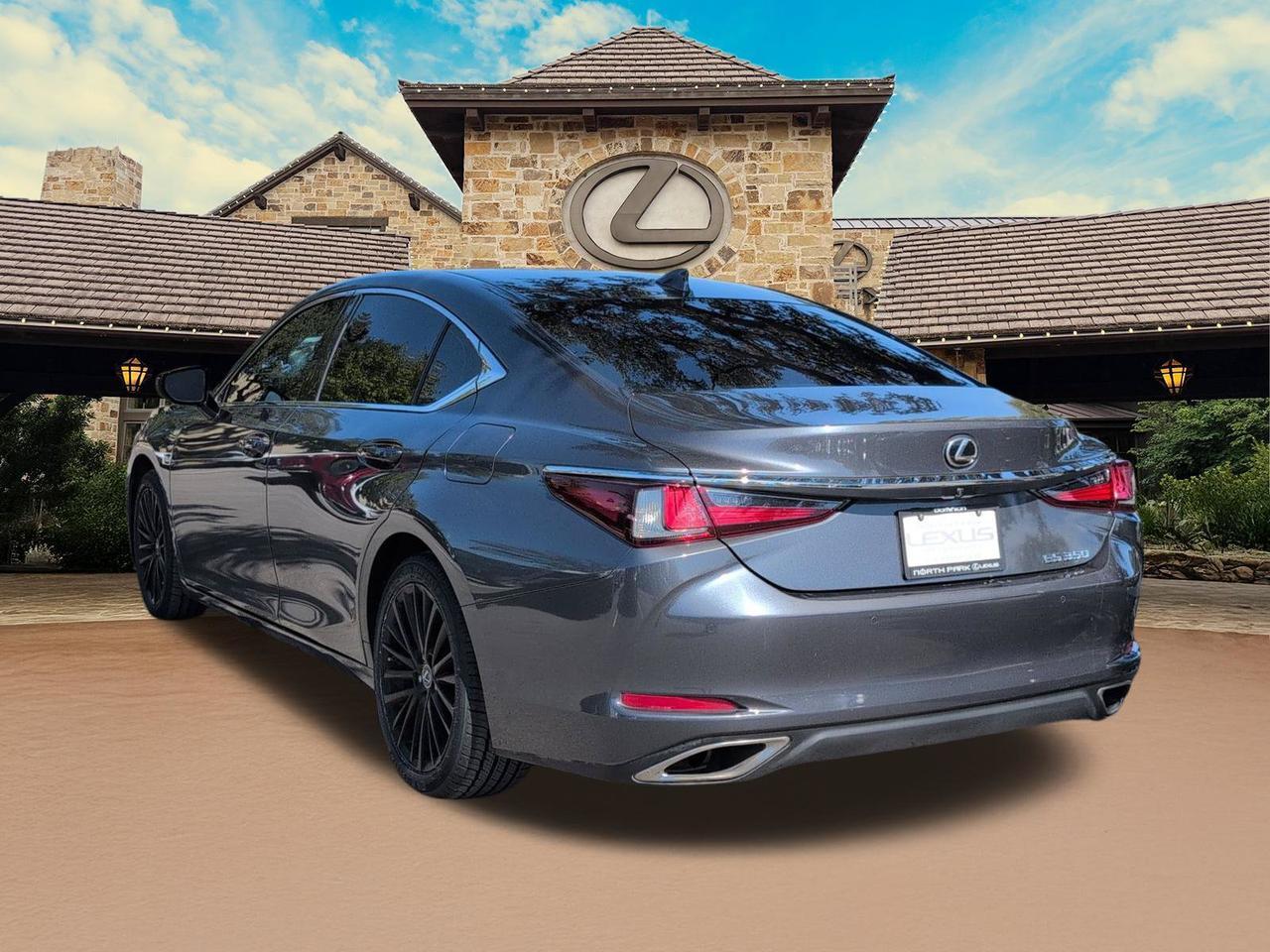 2023 Lexus ES 350