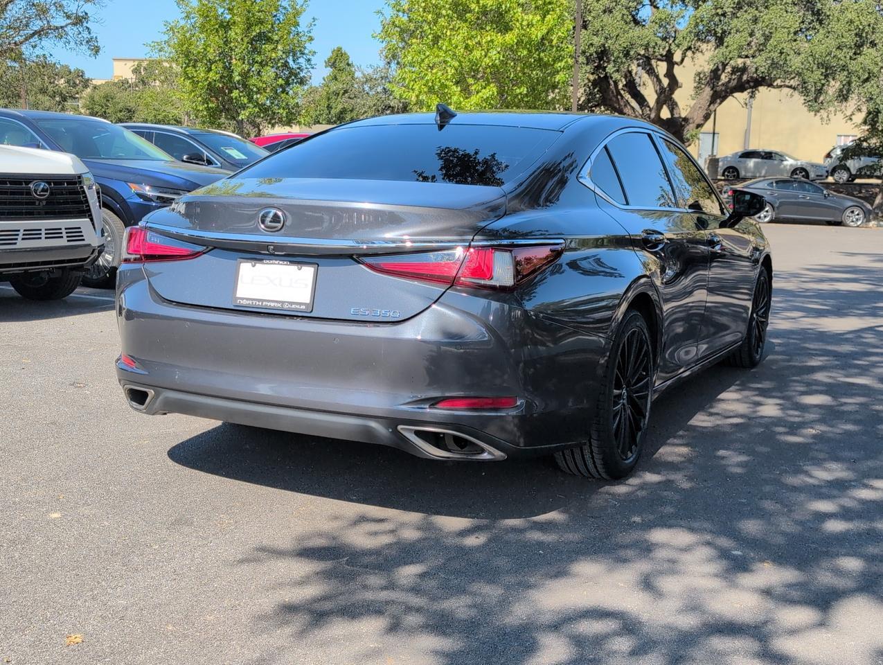 2023 Lexus ES 350
