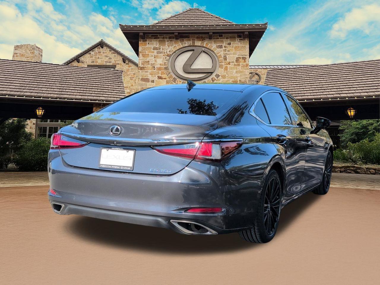 2023 Lexus ES 350