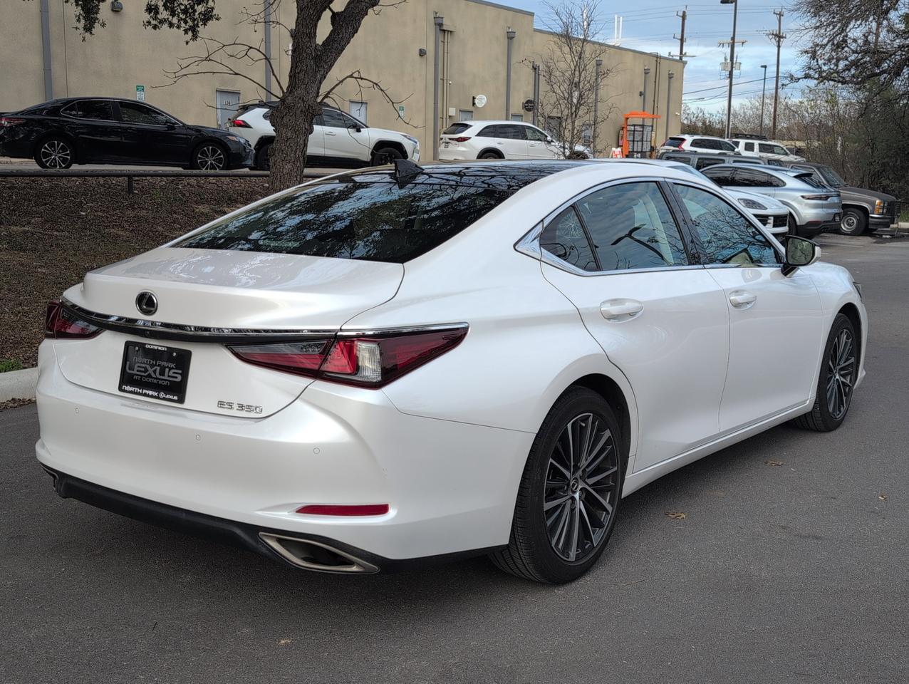 2023 Lexus ES 350